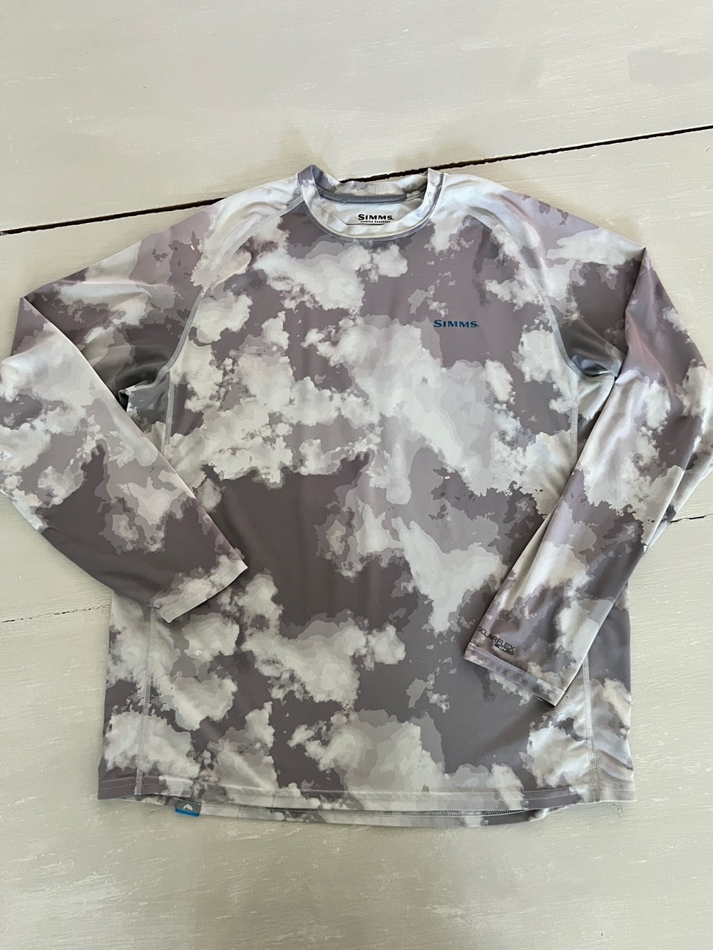 Simms SolarFlex Fishing Shirt | Men’s Large | Cloud Camo Gray | UPF 50